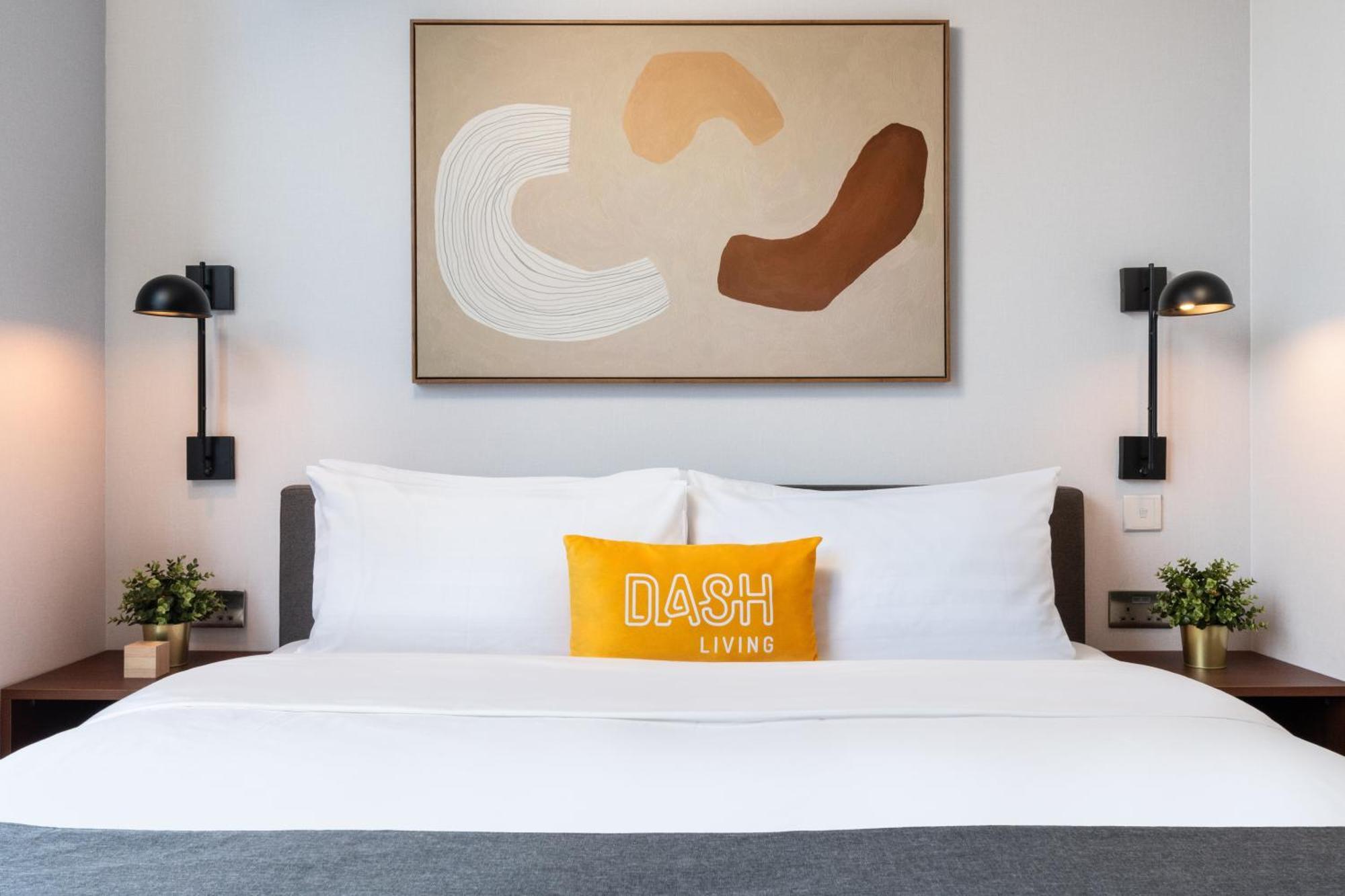 Dash Living On Queen'S Hong Kong Exterior photo